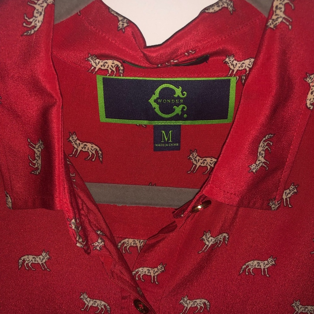 Red Cwonder blouse with animal